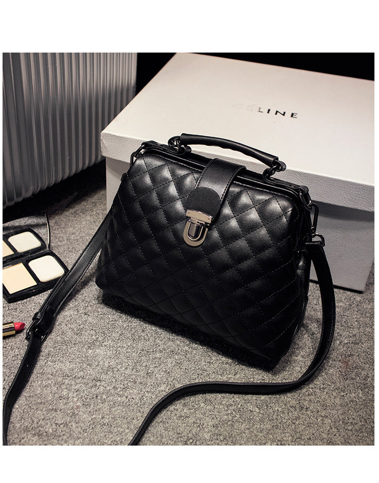 Leather bags 2021 new summer Lingge leather retro Doctor Bag Fashion Shoulder Bag hand Abysaz Kollectionz