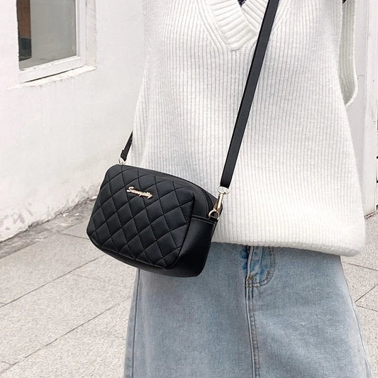 #228 Diamond-shaped quilted zipper square bag, metal lettering shoulder bag, fashionable woman shoulder bag, camera casual bag Abysaz Kollectionz