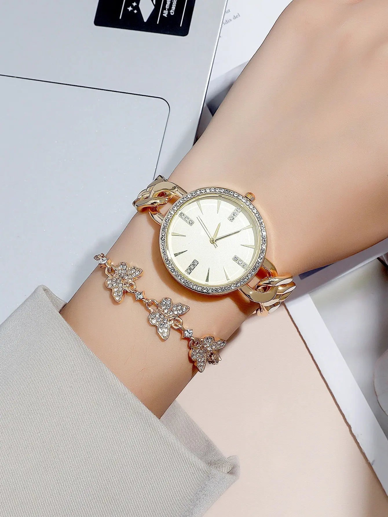 Women's Wrist Watch Simple Thin Strap Bracelet Watch - Abysaz Kollectionz