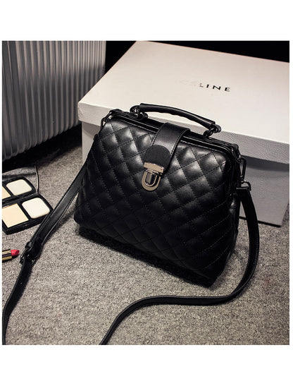 Leather bags 2021 new summer Lingge leather retro Doctor Bag Fashion Shoulder Bag hand Abysaz Kollectionz